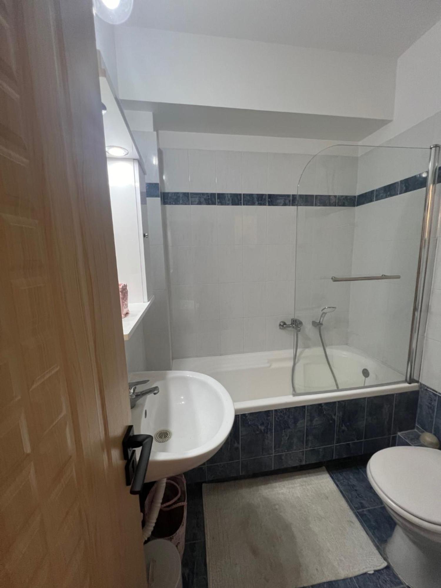 Daisy'S One-Bedroom Apartment Tolo Ngoại thất bức ảnh