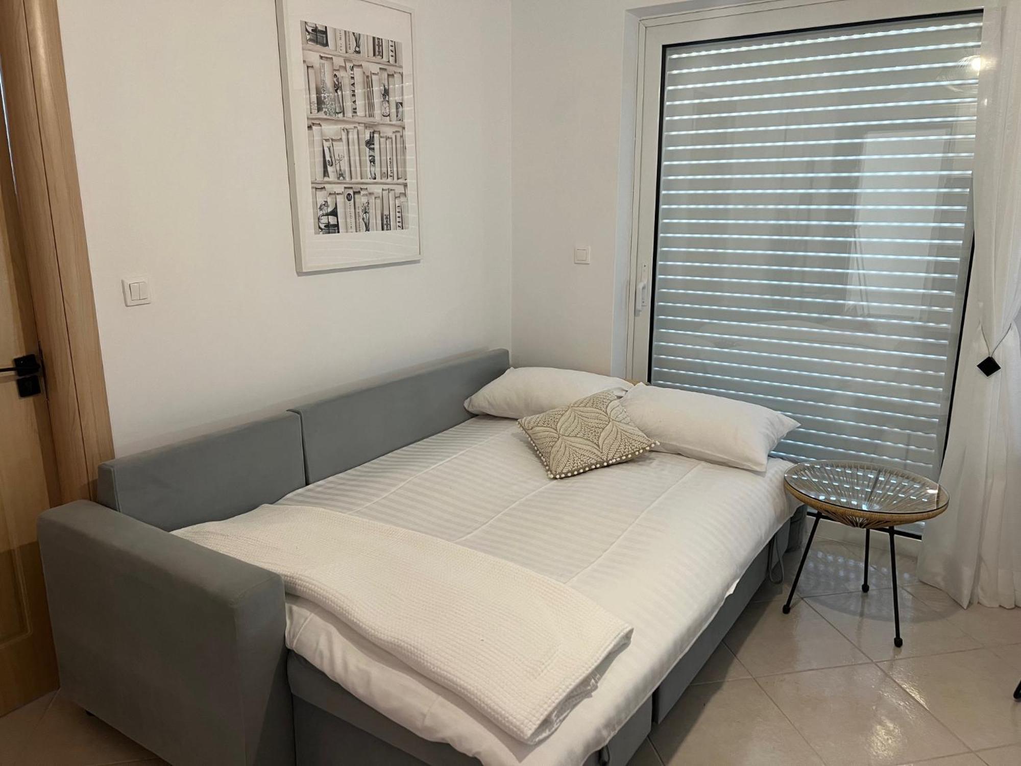 Daisy'S One-Bedroom Apartment Tolo Ngoại thất bức ảnh
